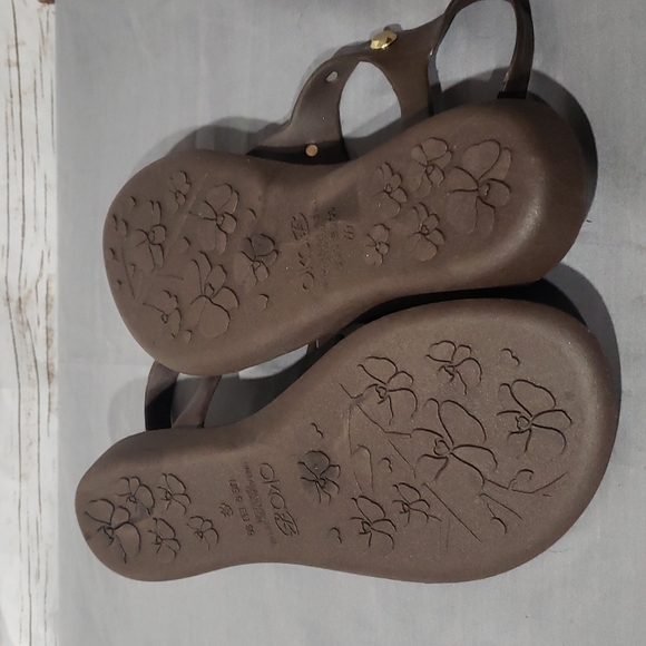 Oka B Sandals - Size 9 - Picture 7 of 7